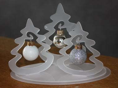 Acryl-Weihnachtsbaum-Ensemble (steckbar) ca. 9 cm hoch mit 3 Glaskugeln 